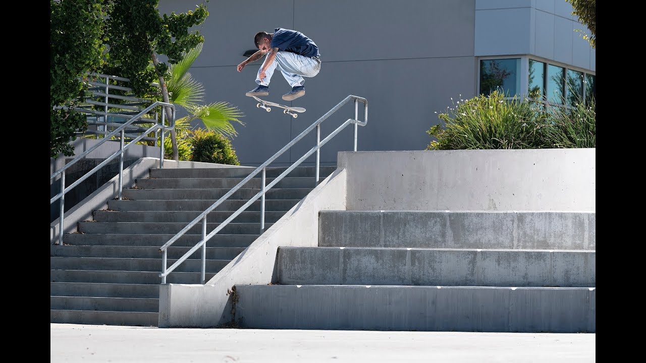 Miles Silvas ficha por PRIMITIVE SKATEBOARDING