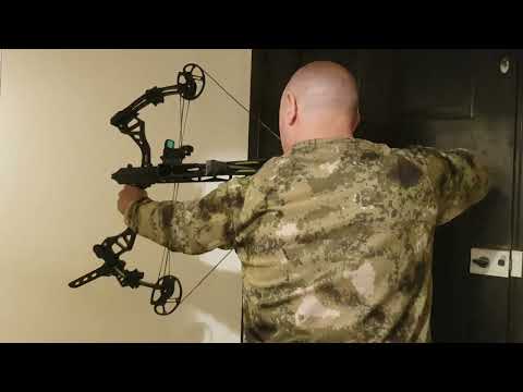 EK ARCHERY WHIPSHOT  -  FIRST SHOTS. AVAILABLE FROM SILVER ARCHERY LTD.