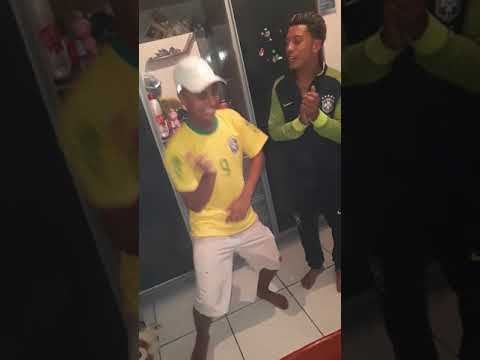 Mc Japinha da Baixada dançarino Yuri