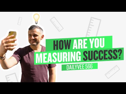 &#x202a;If You Do One Smart Thing, Shit Opens Up | DailyVee 566&#x202c;&rlm;