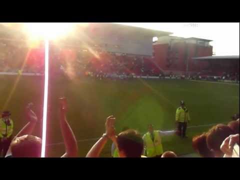 Orient v Sheffield Wednesday, Owls celebrate victory at Full Time