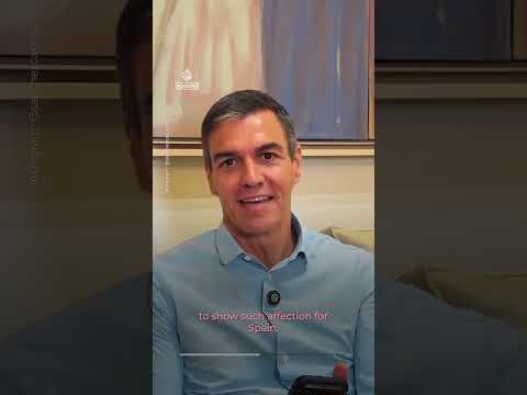 Spanish PM Pedro Sanchez thanks young Gaza artist for painting him | AJ #shorts