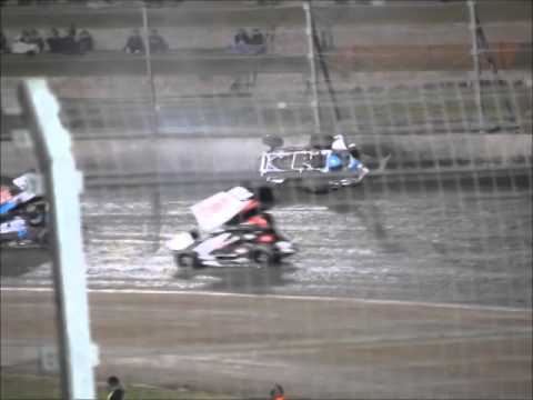 Perth Motorplex | Sprintcar King of Wings Start Caos