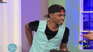 El Empleado Boca de Piano Es Un Show