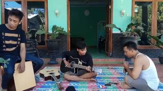 Download lagu Terendap Larahku vidio accustik cover mp3