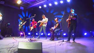 Download lagu Kunci - 1=Sama (Accoustic Live Version) mp3