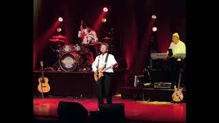 Let&#39;s Chat: TONY HICKS   The Hollies