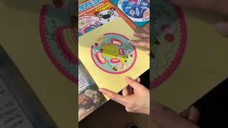 ЭНЦИКЛОПЕДИЯ С КРУТЯЩЕЙСЯ ШПАРГАЛКОЙ. Динозавры