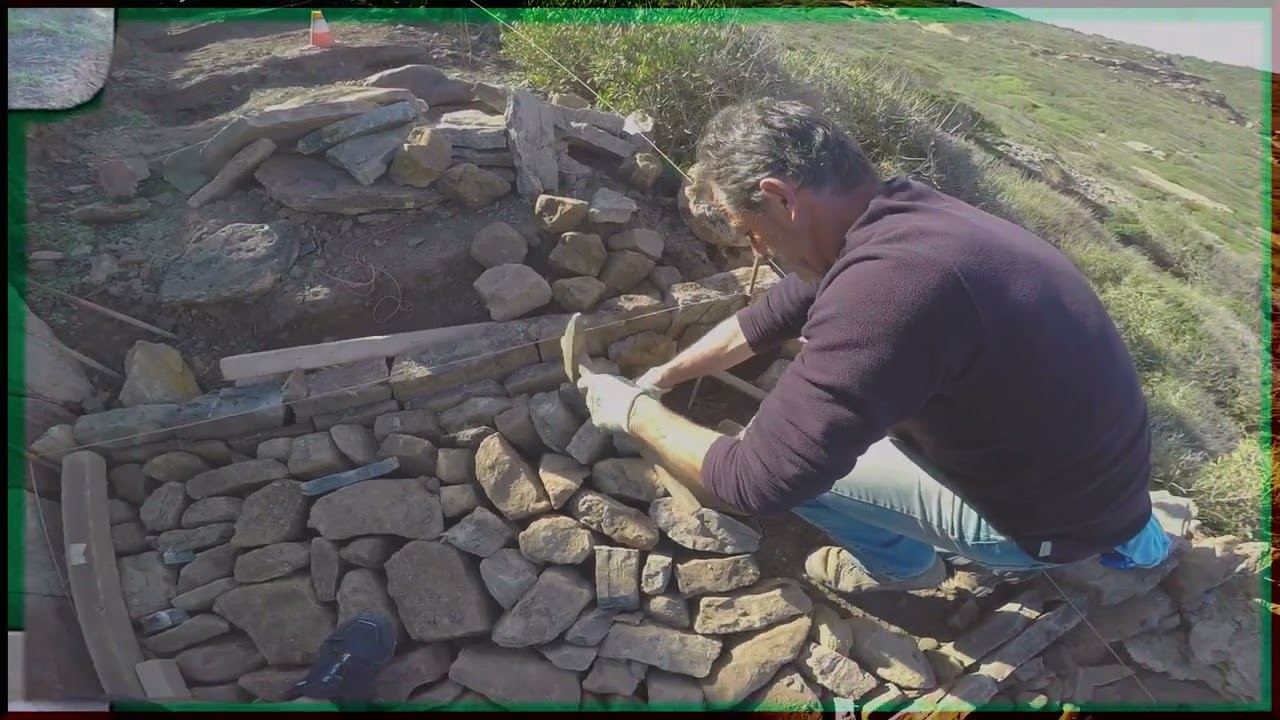 El oficio de paredador y los muros de piedra seca en Menorca