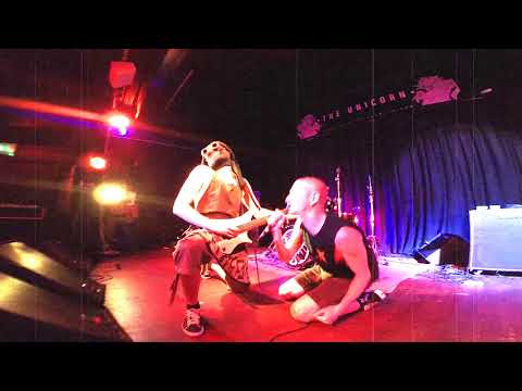 SECTLINEFOR - George Campbell's Wife cooks The Best Lasagna. Live at The Unicorn 25.07.2019