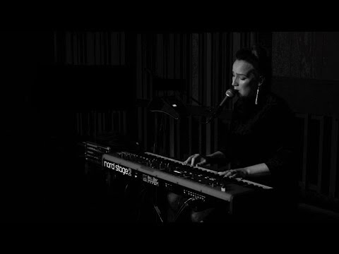 Live Session : ANNA ARCO - Ghosts