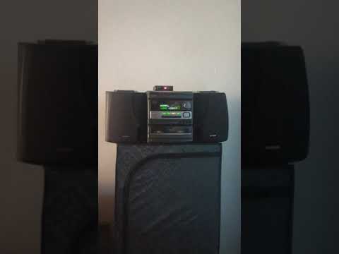 Aiwa nsx-v900 tocando música raíz!!!