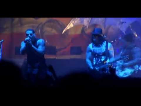 Avenged Sevenfold - Trashed And Scattered (Live) (HD)