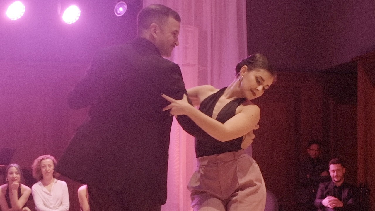 Video thumbnail for Sol Cerquides and Bruno Tombari – Bar Exposición at La Ventana Tango Festival 2024