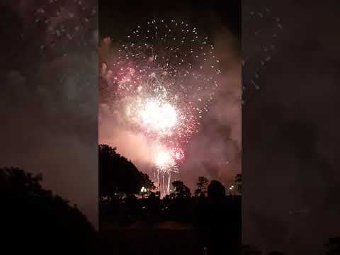Boston Pops Fireworks Spectacular 2019 July 4th at Killian Court (MIT)