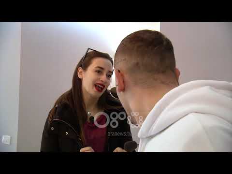 Mos i fol shoferit - Skeci- Në hotel me pamje nga ata të dy