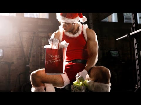 Santa's Last Workout [Canon R5 4K ProRes]