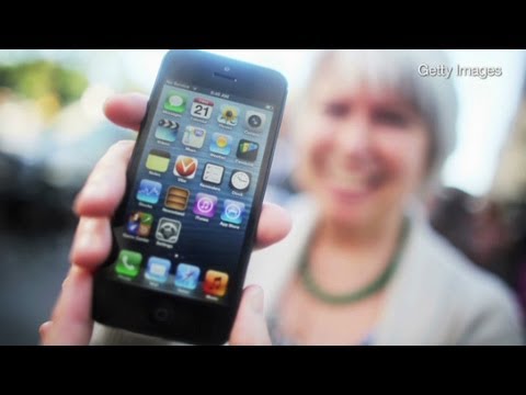 CNN Explains: Cell phones and radiation 