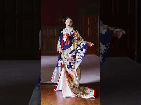 アグレ・イオ 今日の孔雀 蝶