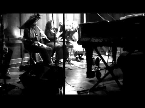 Aaron Roche - A Weaker Vision (Live)
