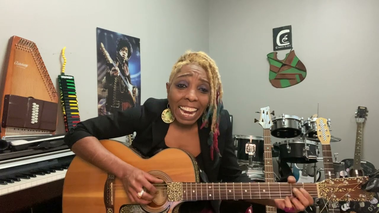 Promotional video thumbnail 4 for Chanese Elifé