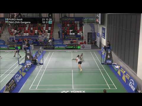 She was on all fours but still managed to win the point