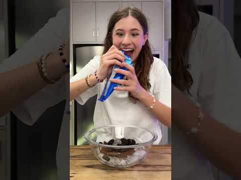 How to make Oreo Chocolate Milkshake 🧋