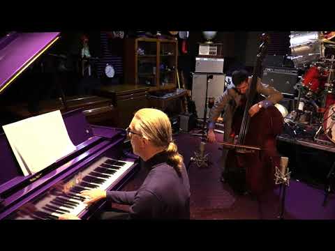 Dragonetti (Nanny) Double Bass Concerto in A Major - Thomas Velsor