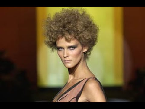 VERSACE ATELIER Spring/Summer 2001 | Full Show