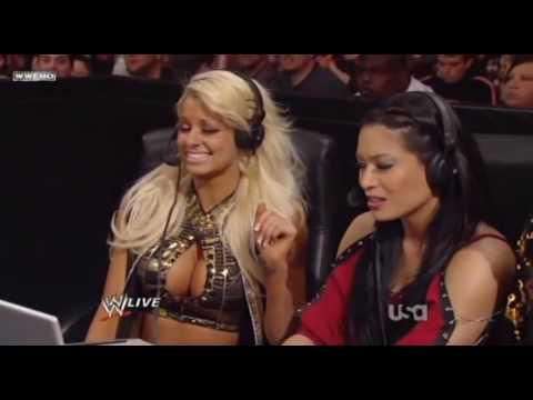 WWE RAW : Mickie James & Kelly vs Beth Phoenix & Jillian (Maryse Attacks Melina)