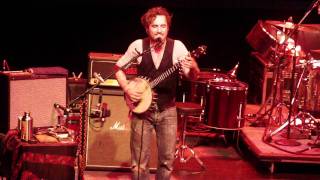 John Butler Trio BETER THAN/ CRAZY BANJO!!!