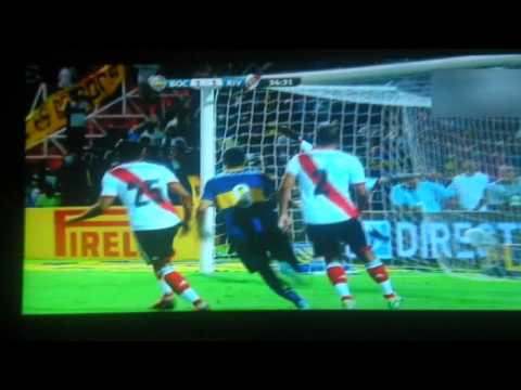 Dos (2)salvadas EN LA LINEA SEGUIDAS | River 2 vs Boca 1.| 1/2/2014.