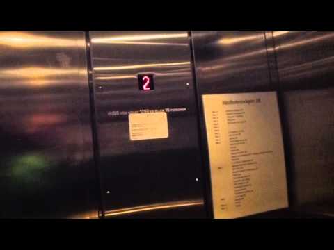 OTIS Traction elevator, WPM Mod  @ Hästholmsvägen 28, Henriksdal