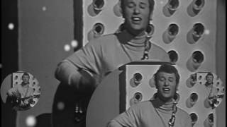 oTaiTi Johnny Hallyday 1966 La Generation Perdue (Version HD Remastérisé)