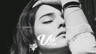 Download lagu CLNGR feat. Matt Bloyd - Something Different mp3