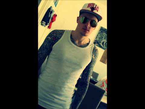 ConvexXx ft. Michelle - Ik slip (2010)