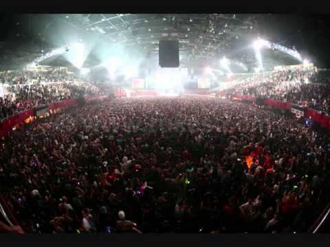 I Can't Behave Myself - Deadmau5 ft. Neon Hitch