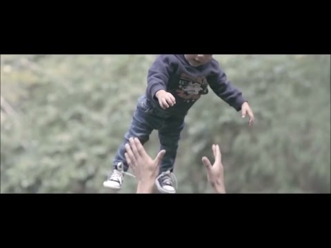 Iuliano- Nu te intereseaza [Video Lyrics]