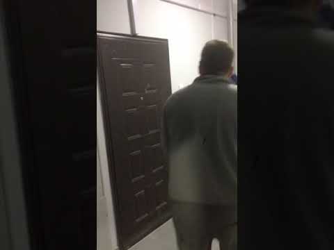 Пьяный муж пришел домой. Проверка на прочность. Бронированая дверь