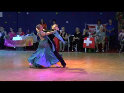 EC2017 Standard Adult F A Praesentation 107