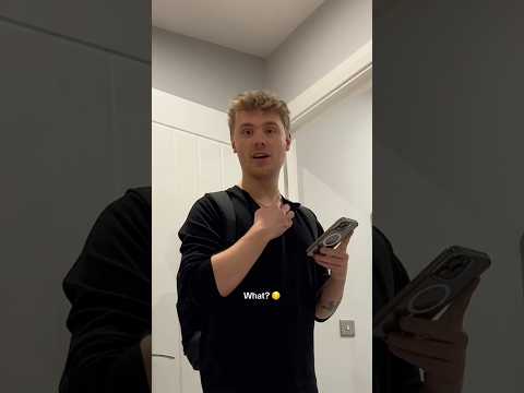 Putting a spicy pic as my boyfriends Home Screen to see his reaction #couple #prank