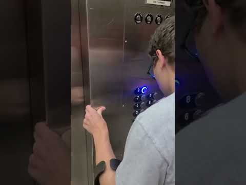 Otis Series 5 Gen2 Traction service elevator at Hillton Polaris Columbus Ohio