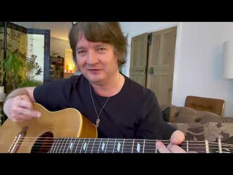 Ally McErlaine teaches simple folk picking pattern