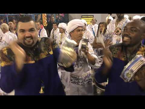 Desfile das campeãs 2019, bateria da Portela!
