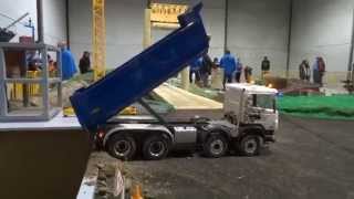 preview picture of video 'RC Trucks in Spain IX. The Tamiya Scania 4 Axle from Transportes Yago'