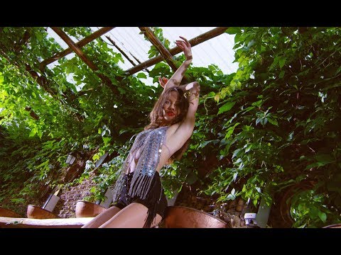 ANIRI - Glasses on (Offical Video )