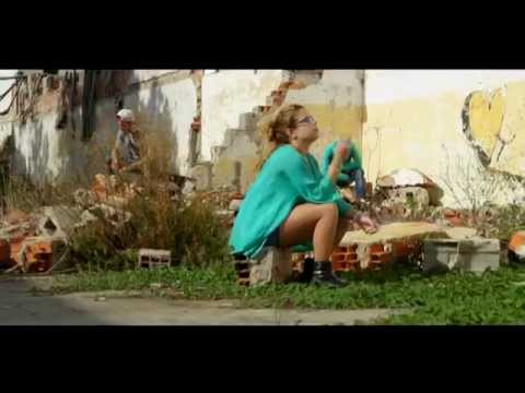 Krista MWK & TugaEdit - Vive! feat BeatrizCosta (Video Oficial)