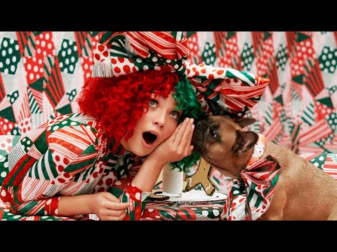 Video thumbnail for 3 Minutes ’Til New Years