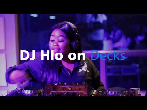 Dj Hlo on decks