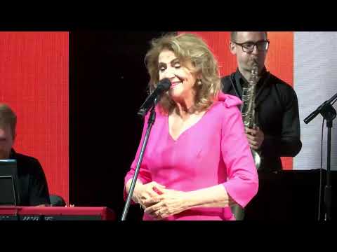 Halina Frąckowiak  -  BENEFIS  2023    z udziałem  M.Szarek,A.Bystroń-Jajkiewicz,M.Jajkiewicz,